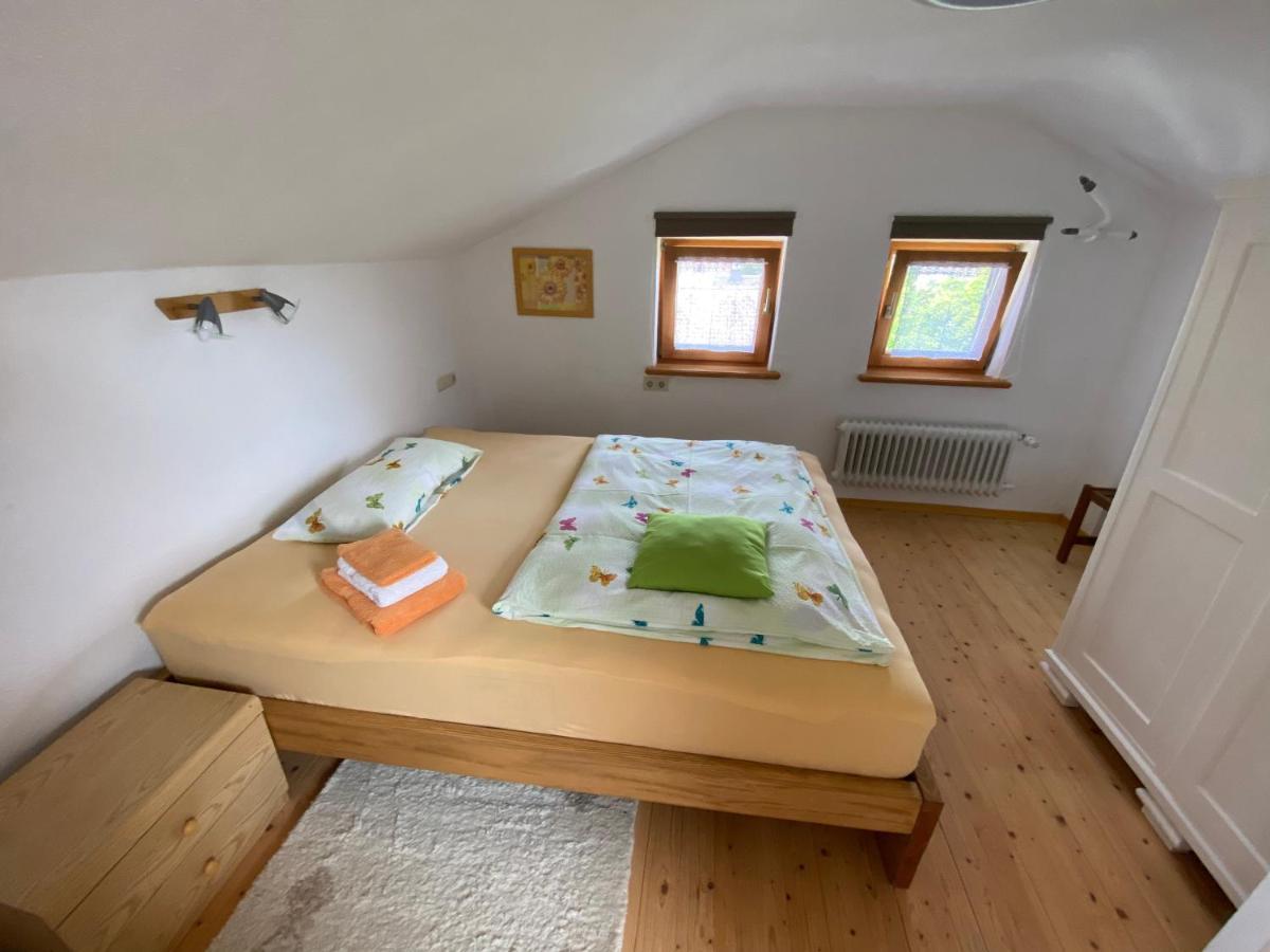 Schönes DG Appartement im Herzen von Garmisch Exterior foto