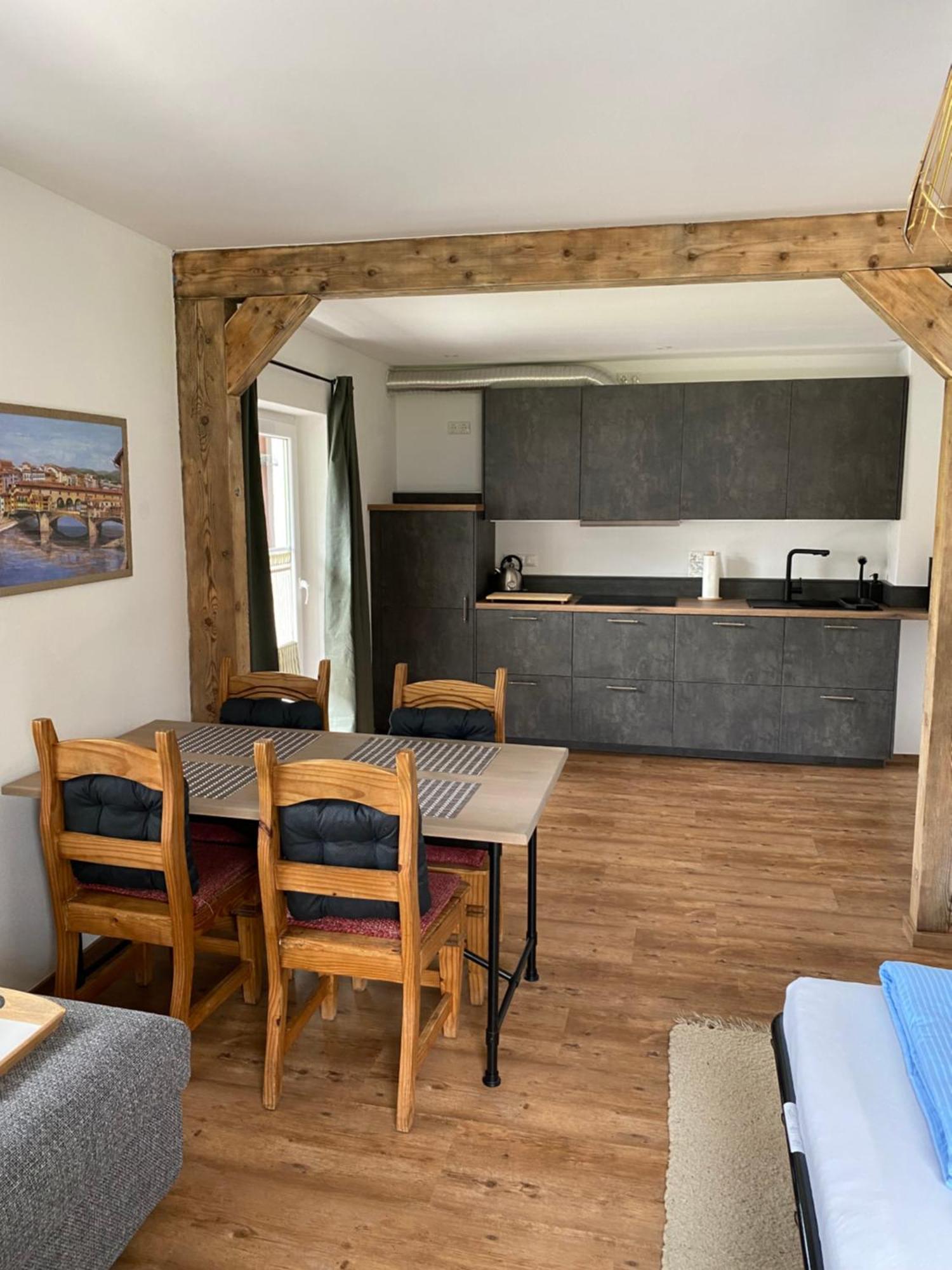 Schönes DG Appartement im Herzen von Garmisch Exterior foto