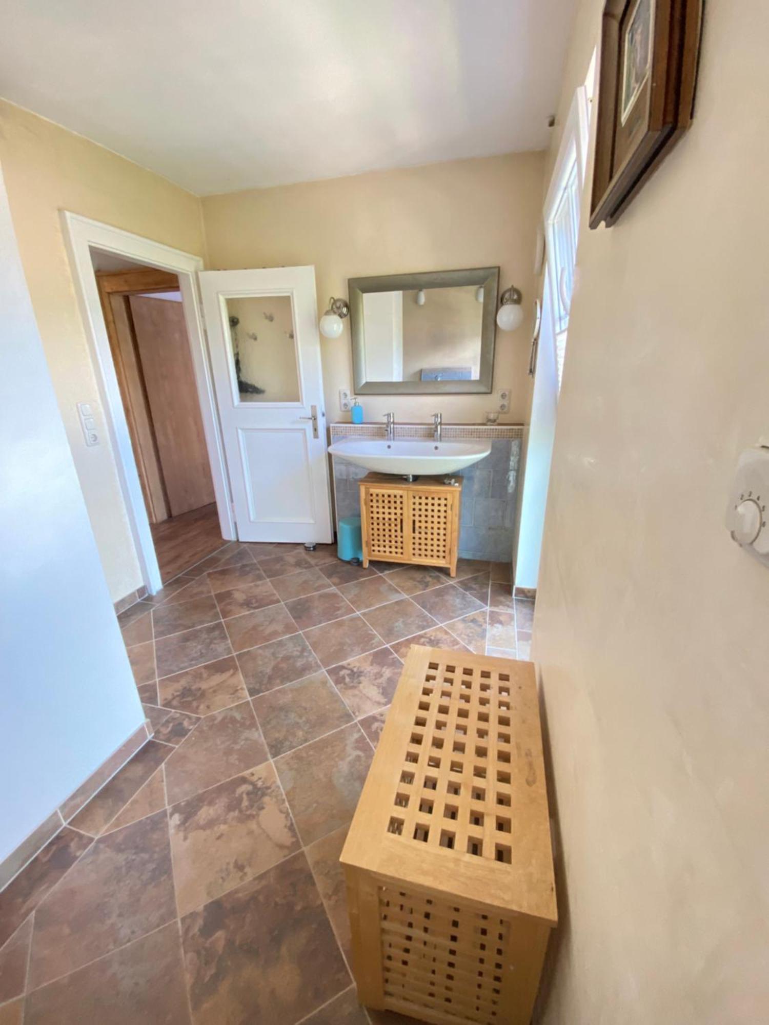 Schönes DG Appartement im Herzen von Garmisch Exterior foto